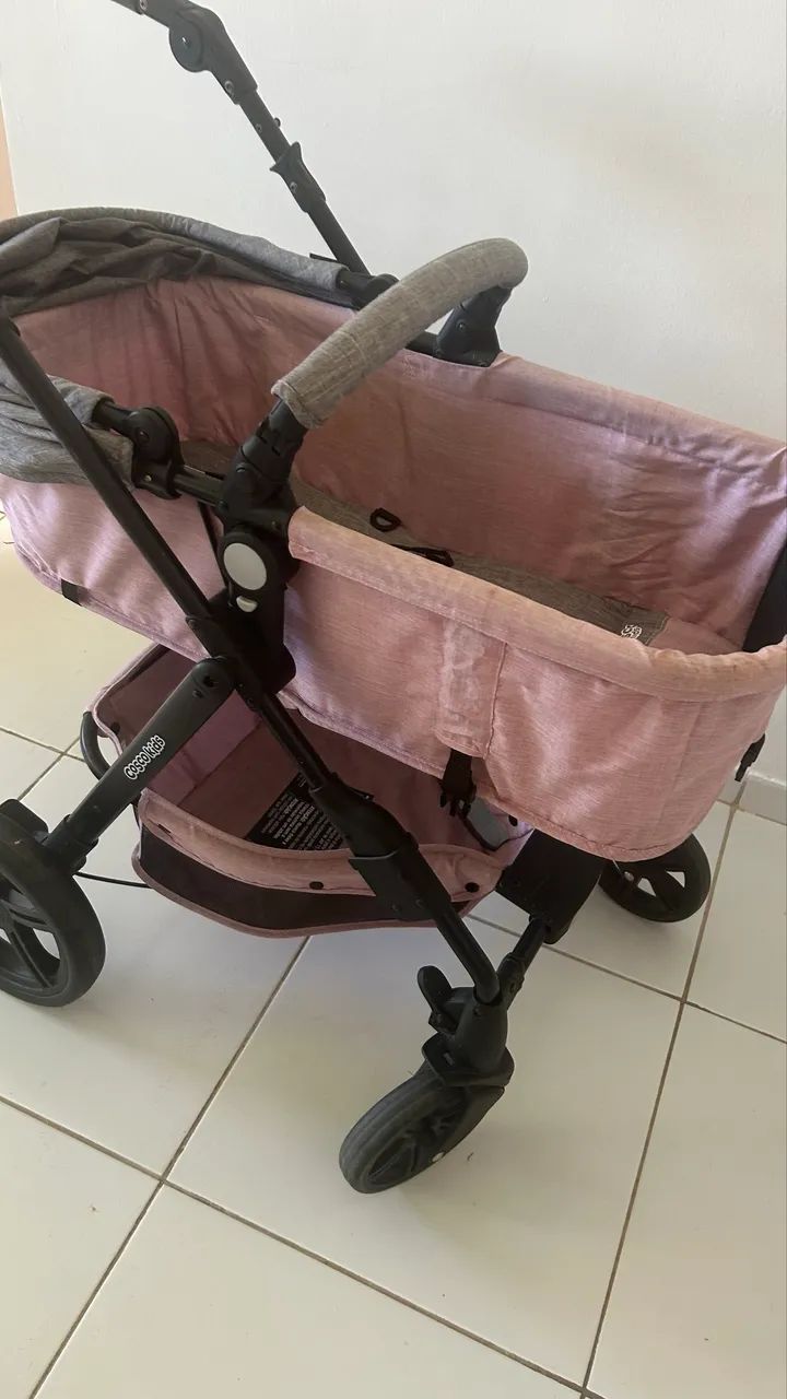 Carrinho de bebê e bebê conforto - Foto 3