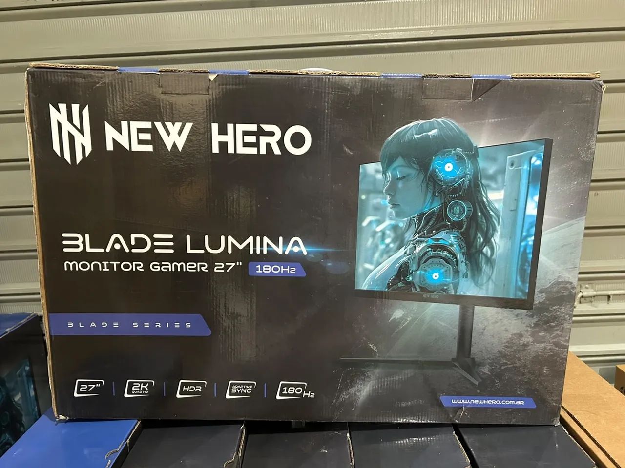 Monitor Gamer 180hz Blade Lumina
