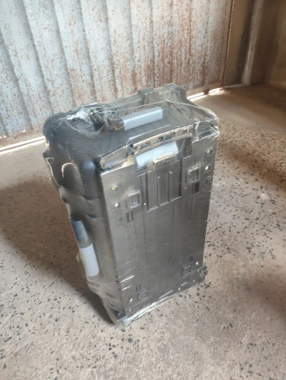 Maleta Anti Impacto Com Rodas 2unidades - Foto 3