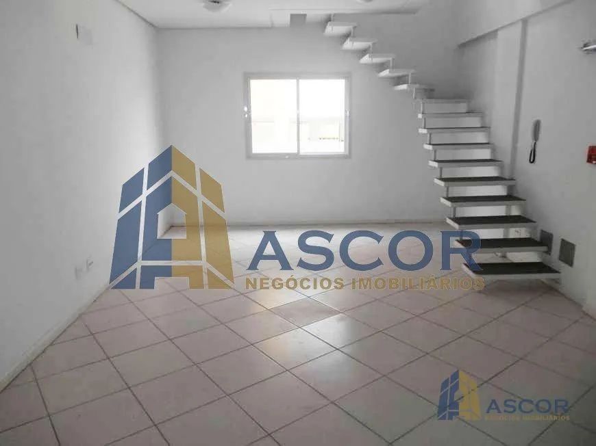 Loja comercial de 60 m² em centro comercial no Córrego Grande