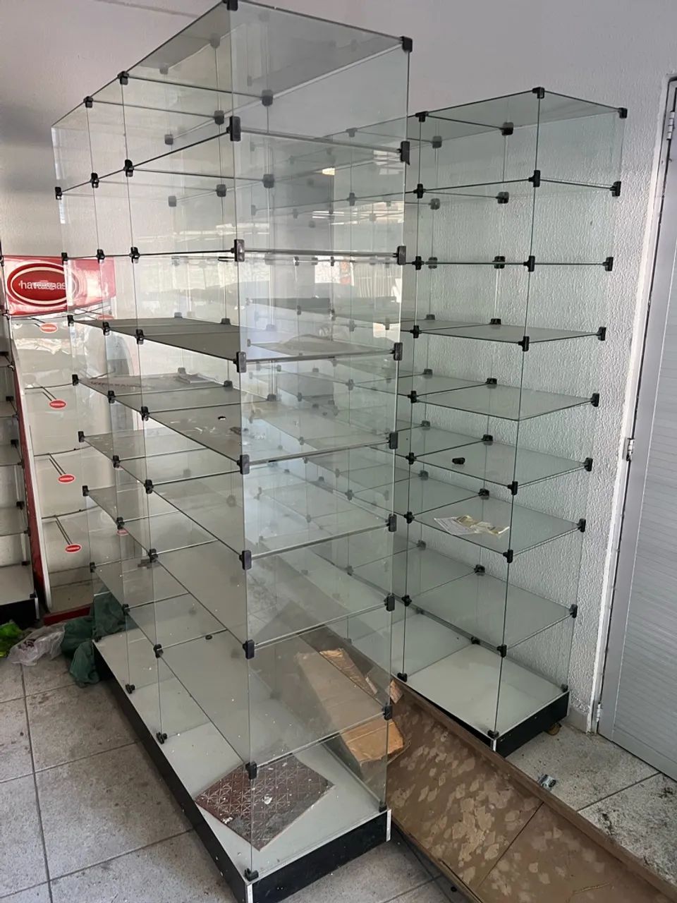Prateleira de vidro, balcão e vitrine  - Foto 3