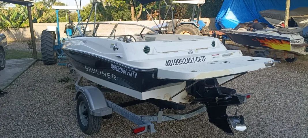 Lancha BAYLINER 180. - Foto 2