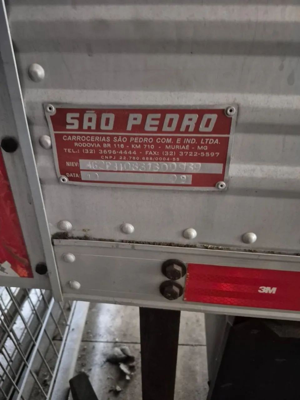 Baú F 350 em ótimo estado