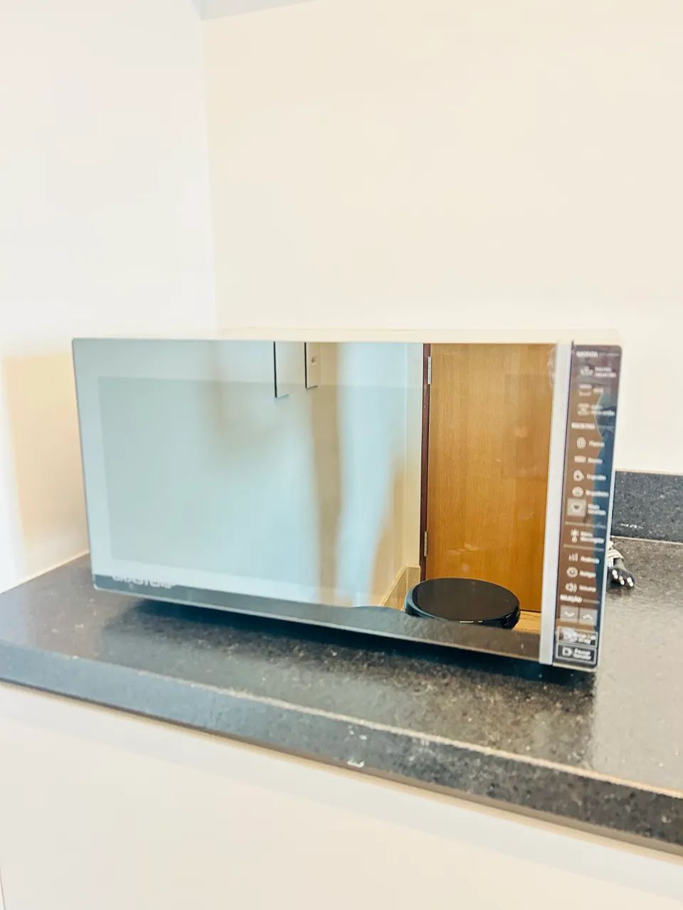 Microondas Brastemp 32L - Foto 2
