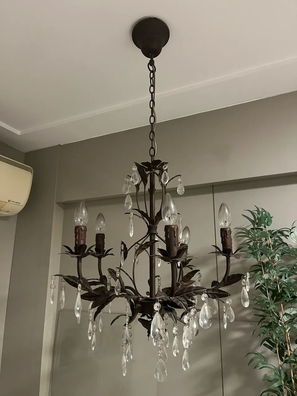 Vende-se LUSTRE