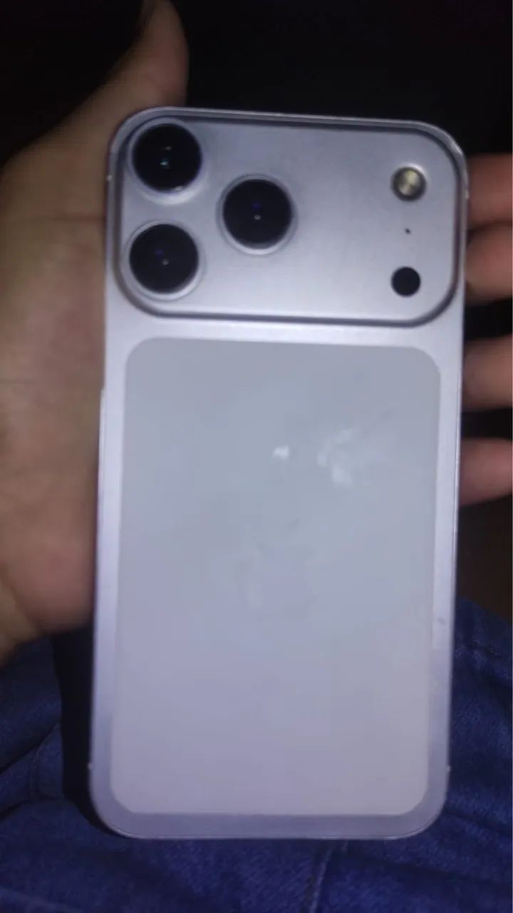 iPhone XR no 17