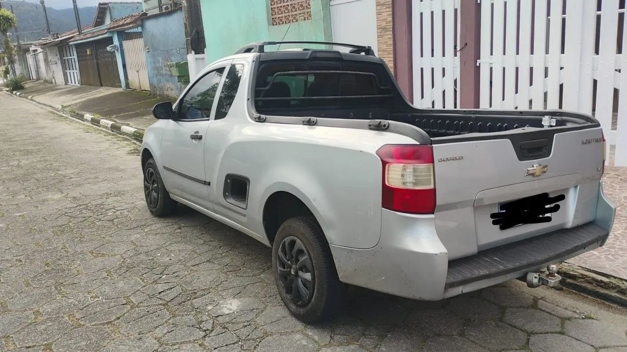 Chevrolet Montana 2012