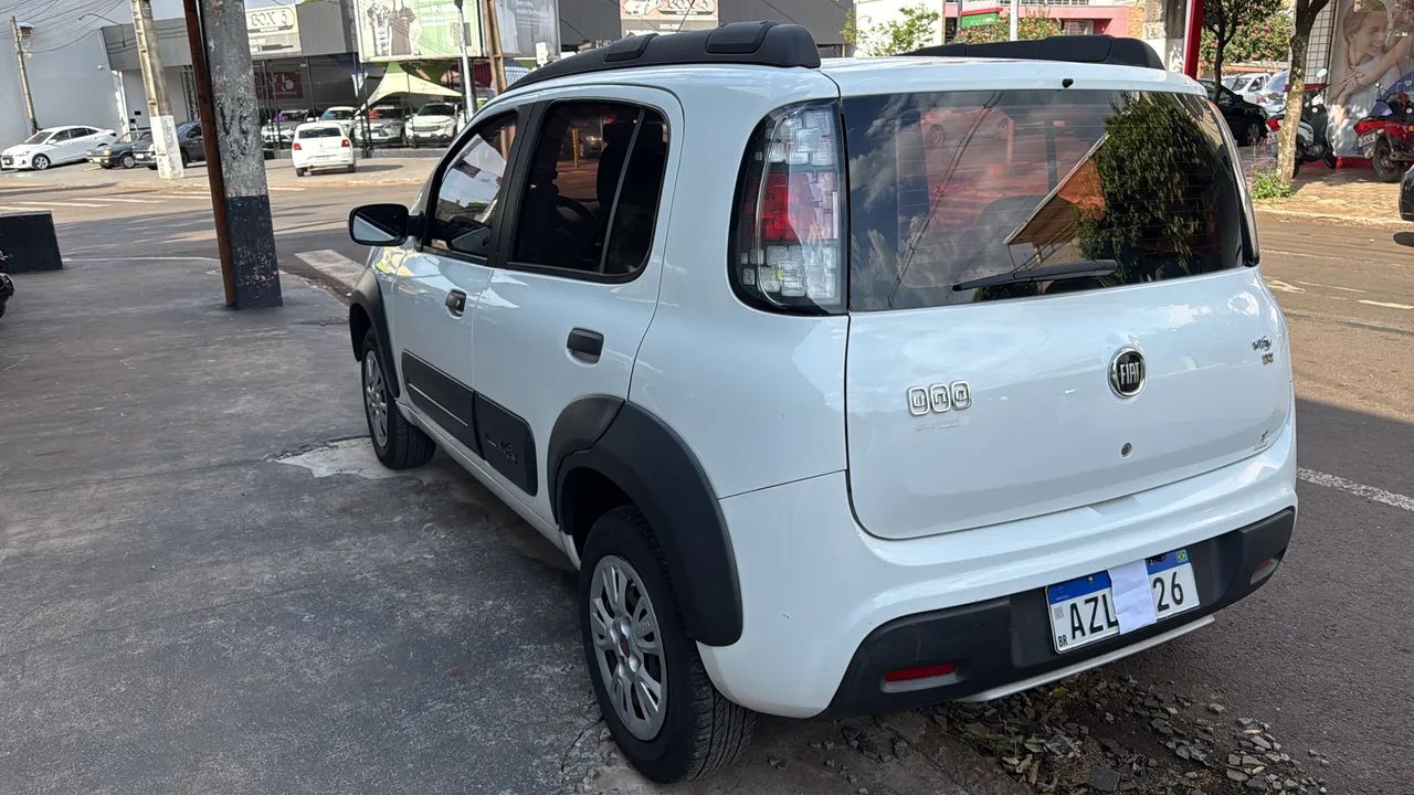 Fiat Uno WAY 1.4 EVO Fire Flex 8V 5P 2015 - Foto 3