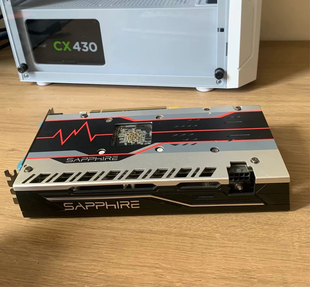 Placa de video Amd RX570 4GB SAPPHIRE PULSE - Foto 2
