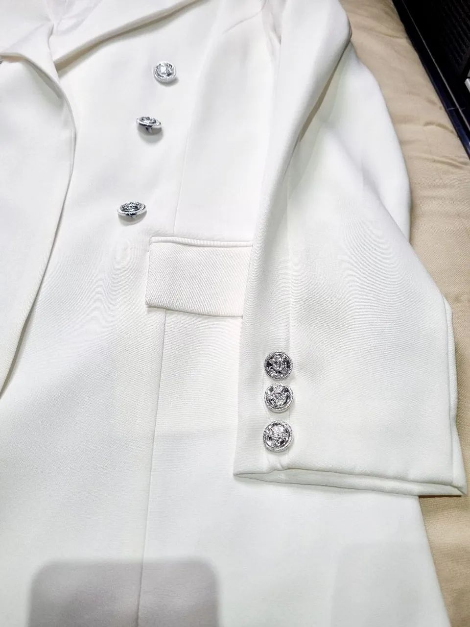 Blazer feminino novo 44/46 branco  - Foto 3
