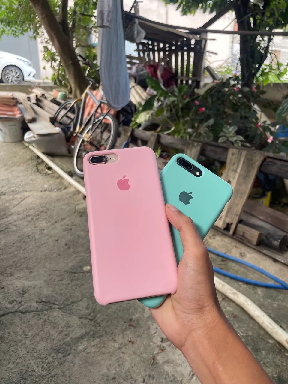 vendo ou troco 2 iPhone 8 Plus tudo ok 