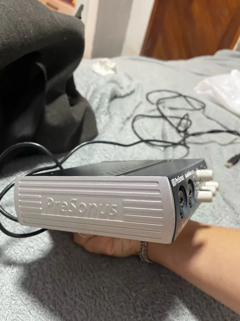 Interface de audio PreSonus Audiobox 22VSL com cabo USB Original - Foto 3