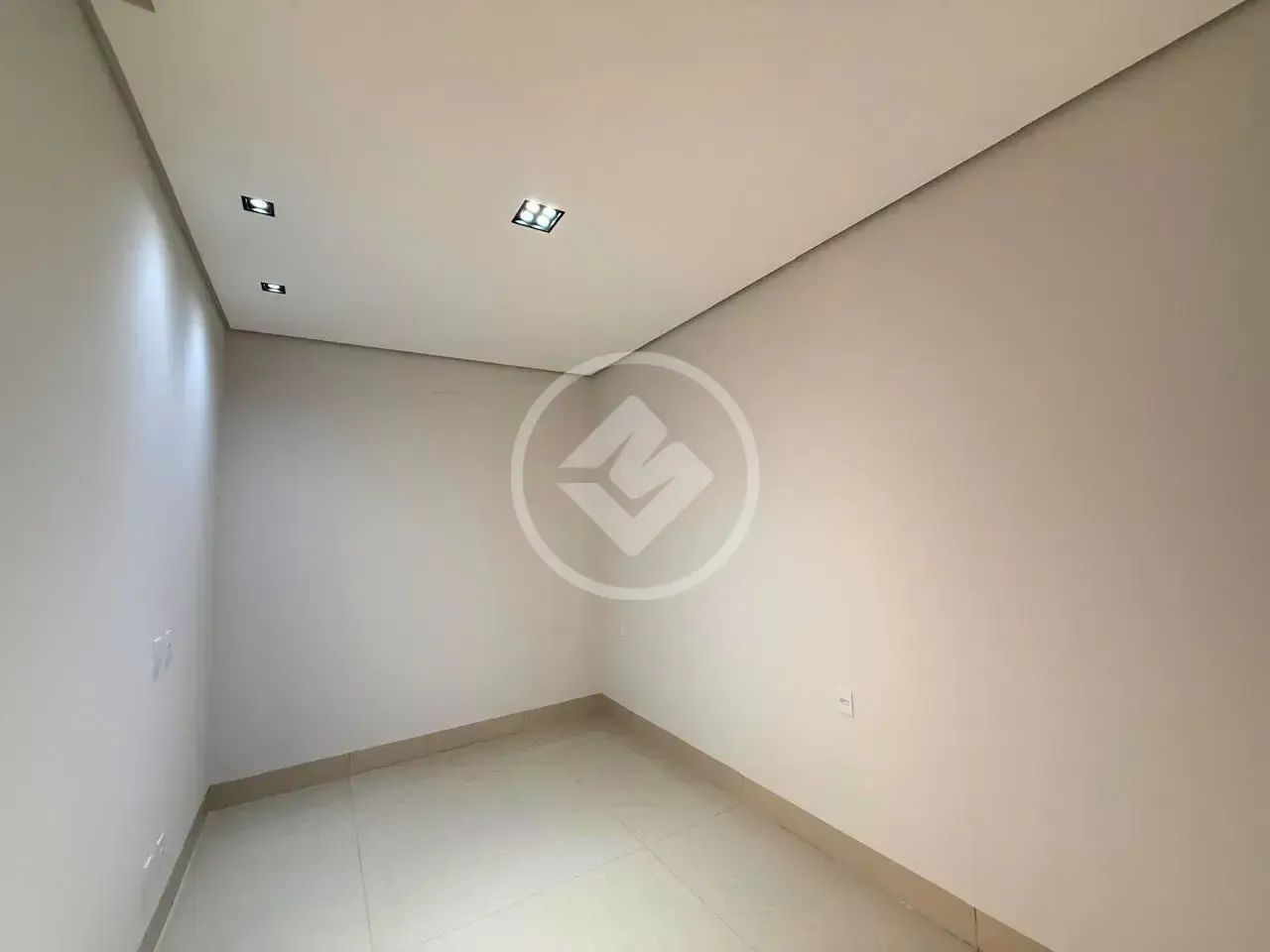 CASA COM 3 QUARTOS SENDO 2 SUITES VAGAS DE GARAGEM PARA ATE 3 CARROS codigo: 265701 - Foto 5