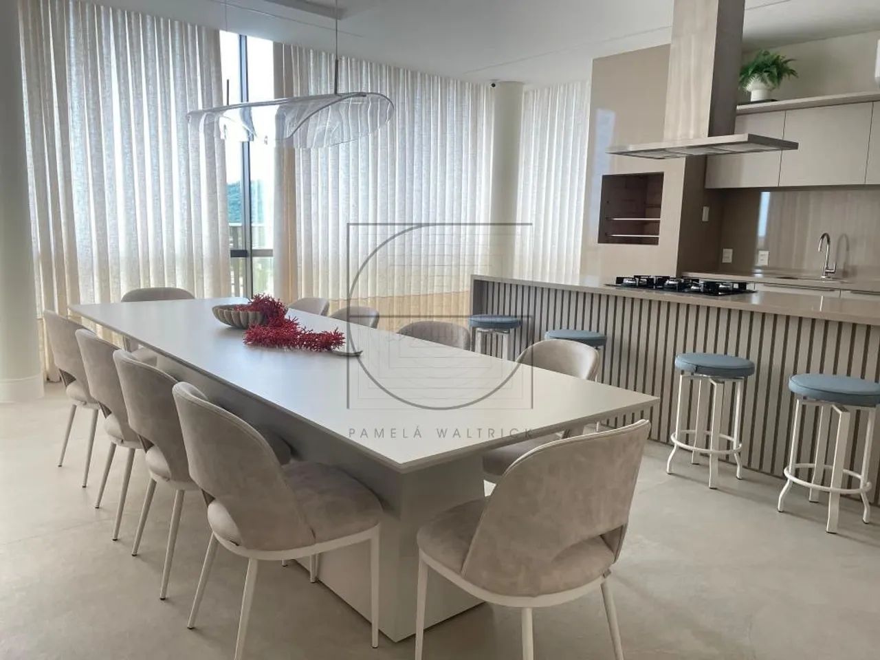 Apartamento 2 suítes finamente mobiliado à venda em Jurerê Internacional - Foto 2