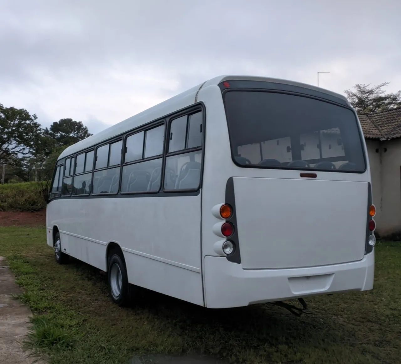 MICRO ONIBUS 33 LUGARES - Foto 2
