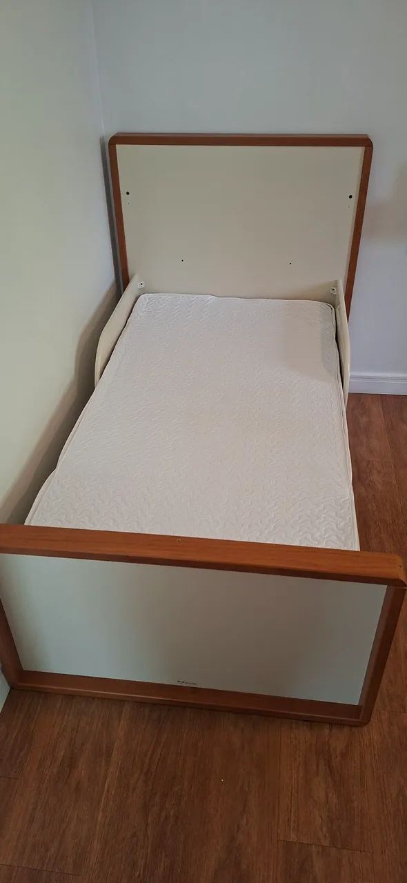 Berço que vira cama! Ótimo estado! - Foto 3