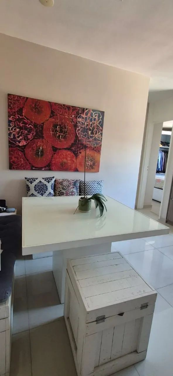 VENDO MESA DE JANTAR - LINDA E MODERNA! - Foto 3