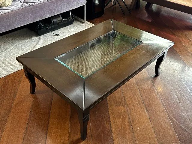 Mesa de Centro em Madeira Maciça com Detalhes Artesanais - Foto 2