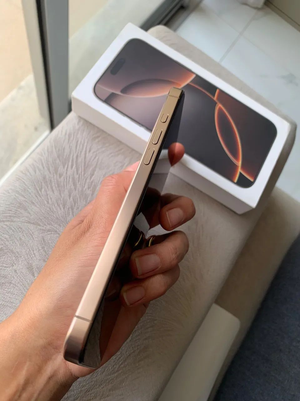 IPHONE 16 PRO MAX 256gb - Excelente na Garantia - Foto 2