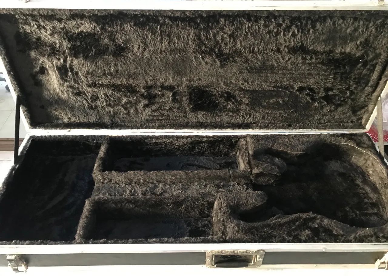 Hard case (Sob medida baixo TRB)