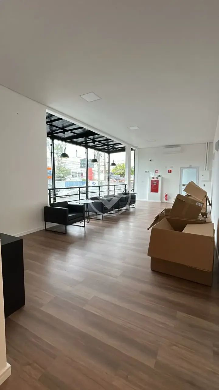 Sala Comercial com Estrutura Profissional, Segurança, Estacionamento e Recepção Compartilh - Foto 5