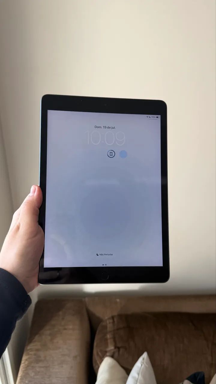 IPad 9 geração 256gb acompanha Apple Pencil, carregador e capinha