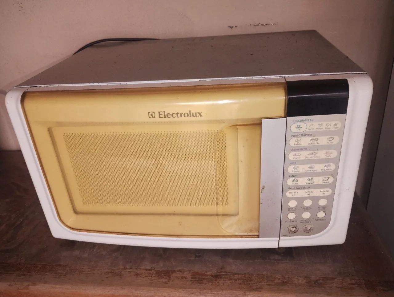 Microondas Electrolux antigo  - Foto 3