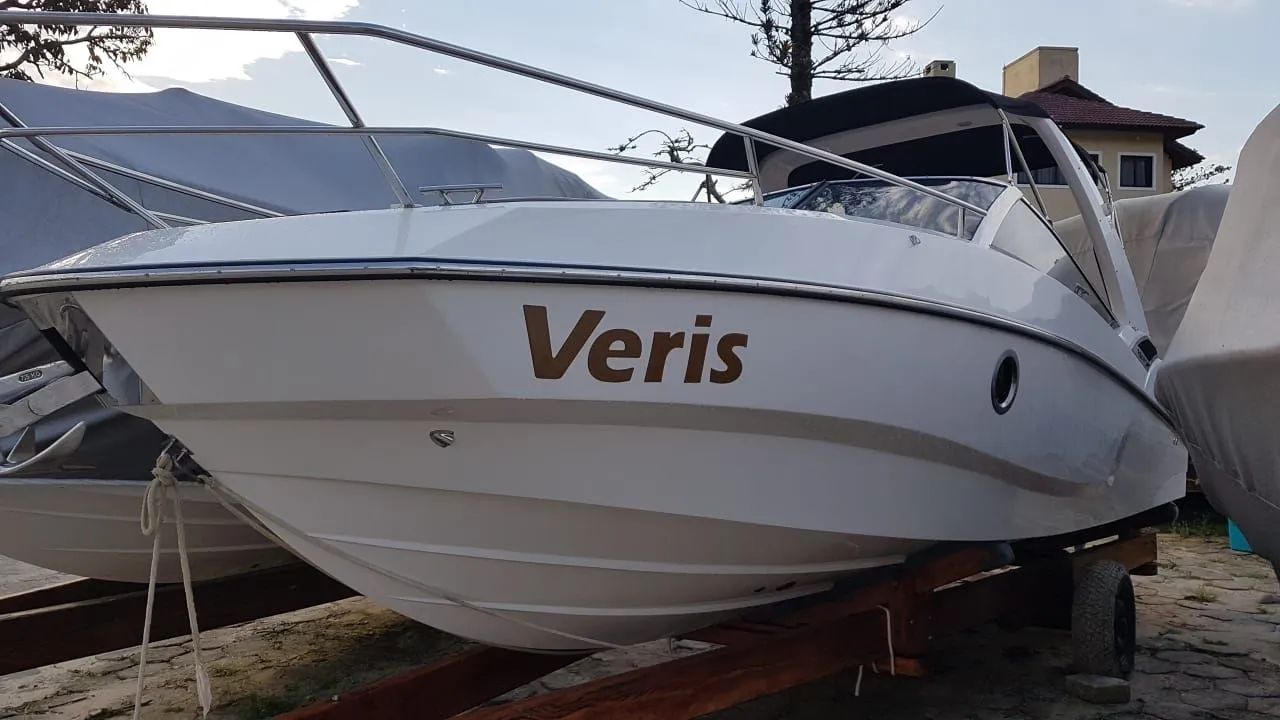 Lancha 26 pés FS Yatchs