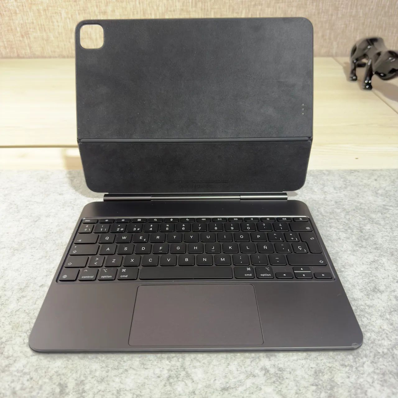 iPad Pro M5 13? + Teclado original Apple
