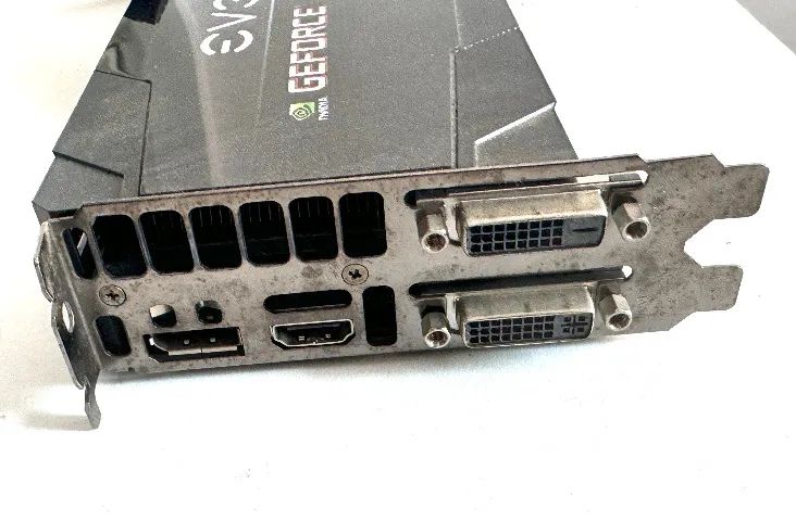 Placa de Video Geforce GTX 680  EVGA 2gb - Foto 3