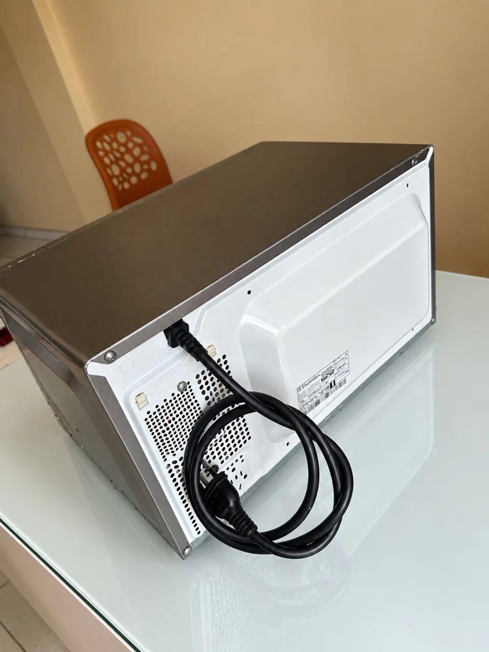 Micro-ondas Eletrolux 20L espelhado  - Foto 4
