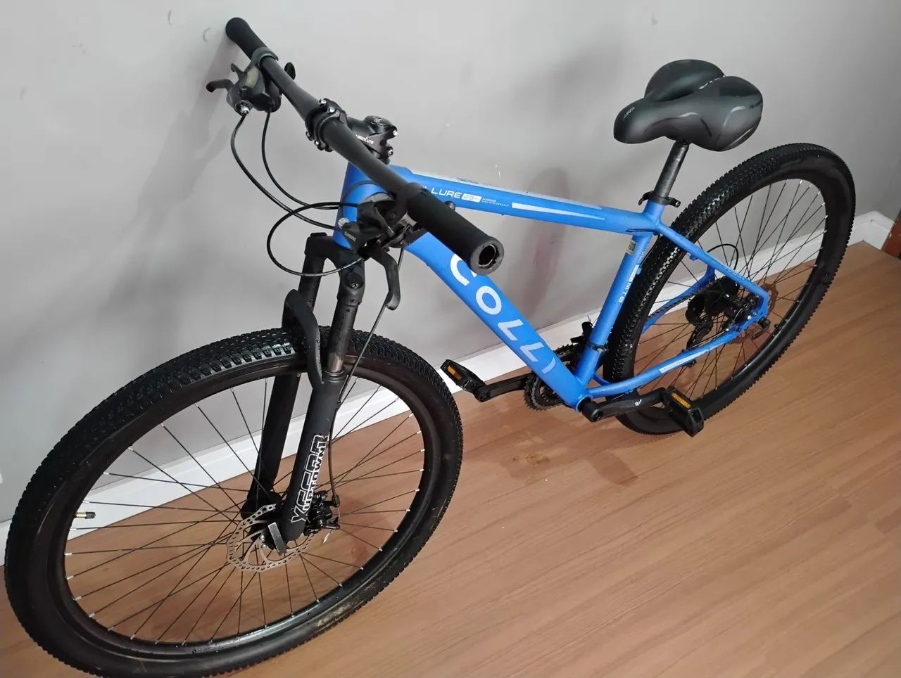 Bicicleta aro 29 Colli - bem conservada 