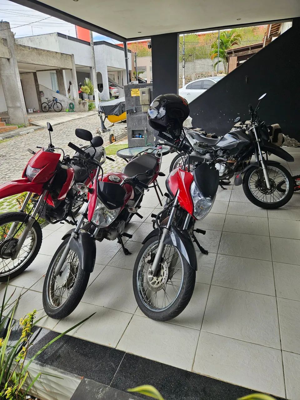 LOCAÇÃO DE MOTO