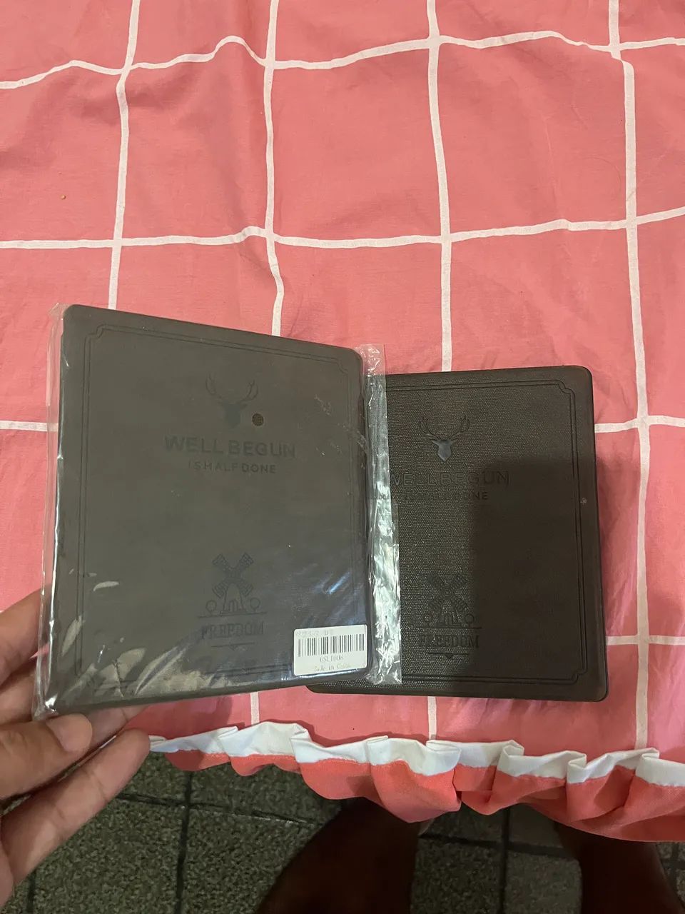 Kindle Oasis em ótimo estado com duas capas magnéticas  - Foto 5
