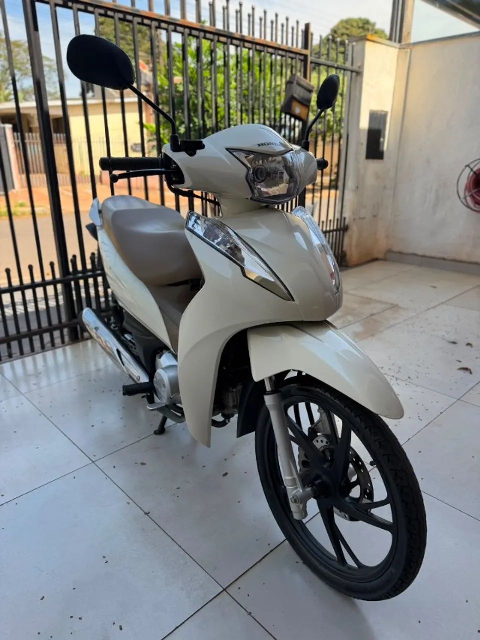 Biz 125  - Foto 4