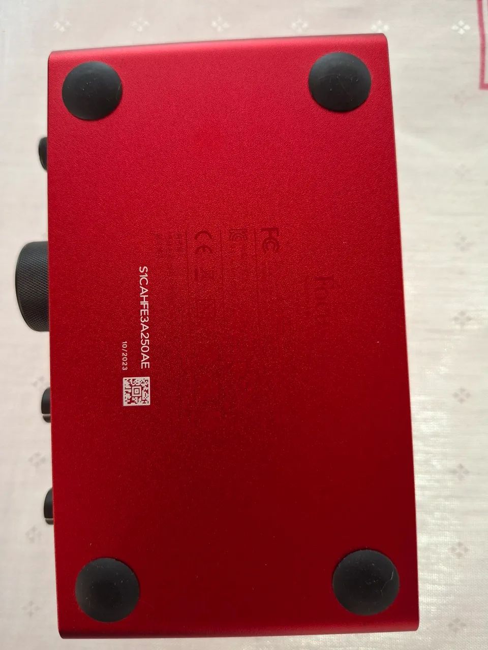 Interface de áudio Focusrite Sarlett Solo 4a Geração - Foto 2