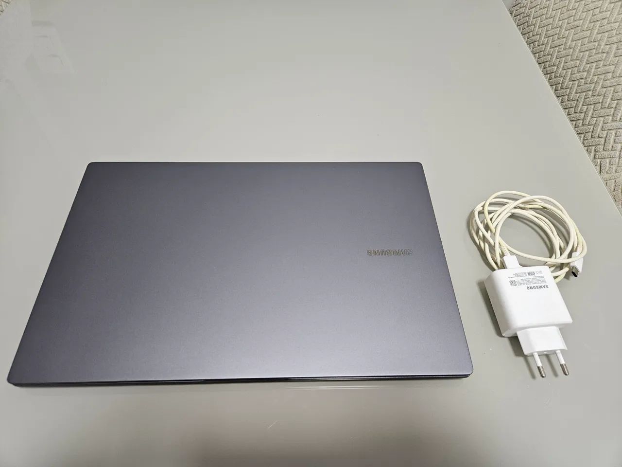 Notebook Samsung Galaxy Book4 Corei5/ 8GB de RAM/ 512GB de SSD - Foto 4