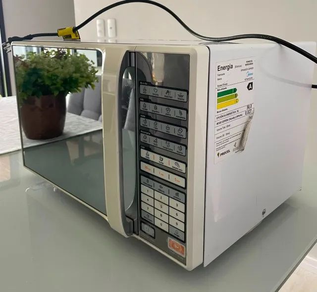 MICROONDAS MIDEA 30LT - BOM ESTADO