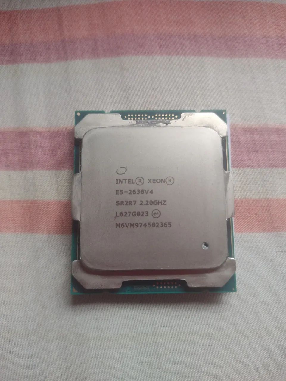 Processador Intel Xenon ES- 2630 v4 