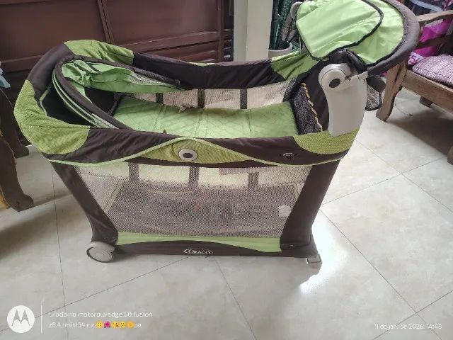 Berço chiqueirinho com trocador  - Foto 4