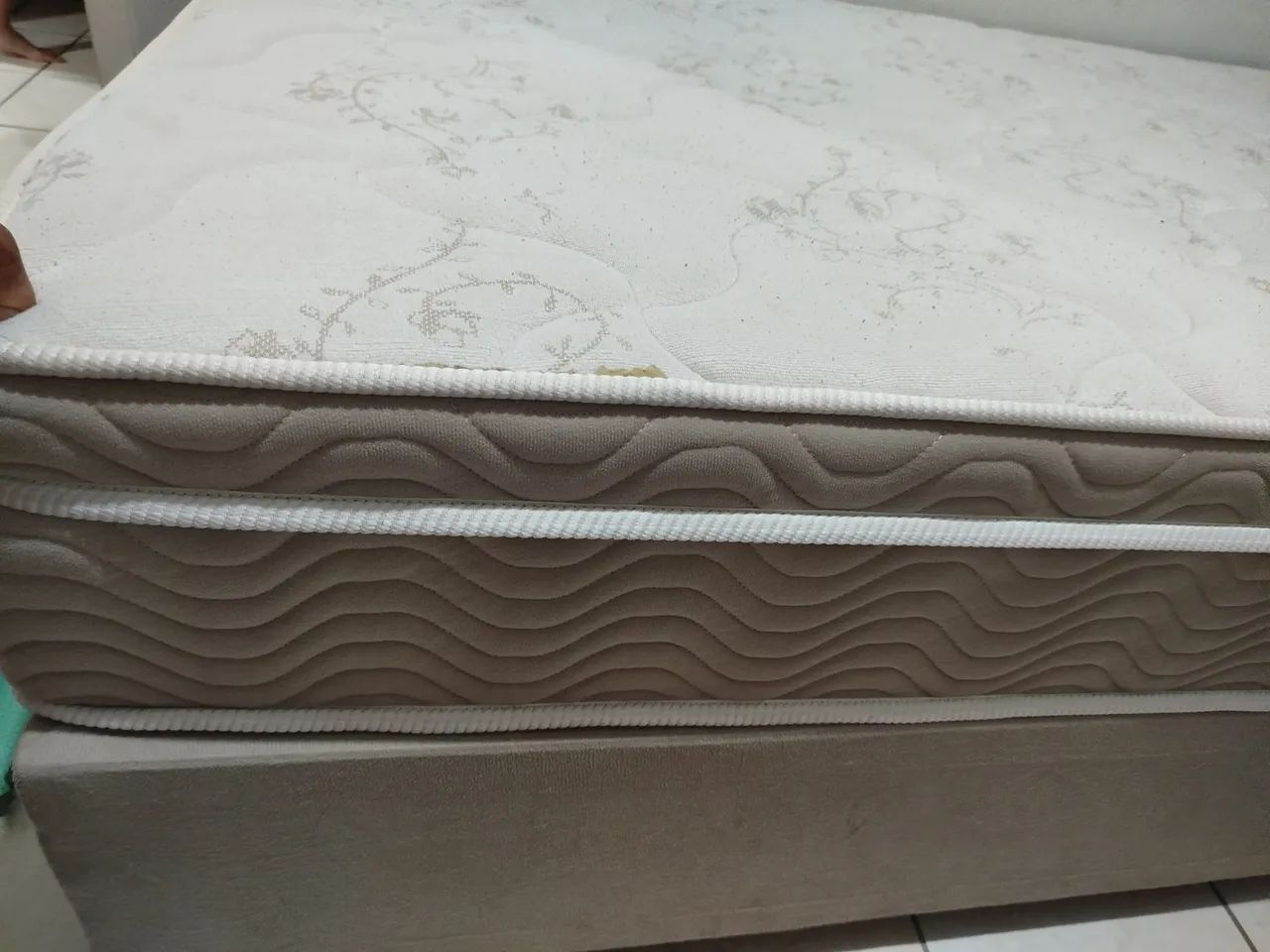 Vendo cama solteirao semi nova, usada poucas vezes  - Foto 3