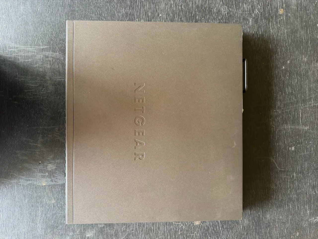 Switch 24 portas Netgear pro safe!