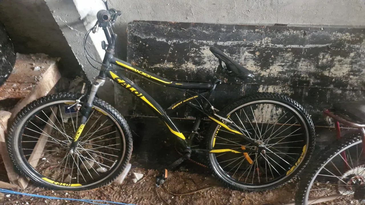 Bicicleta  - Foto 3