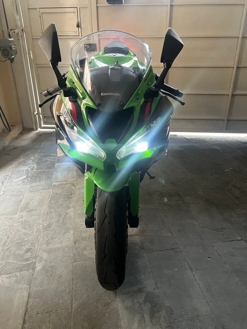 Kawasaki Zx-6r 636cc 2021 - 1499919010 | OLX