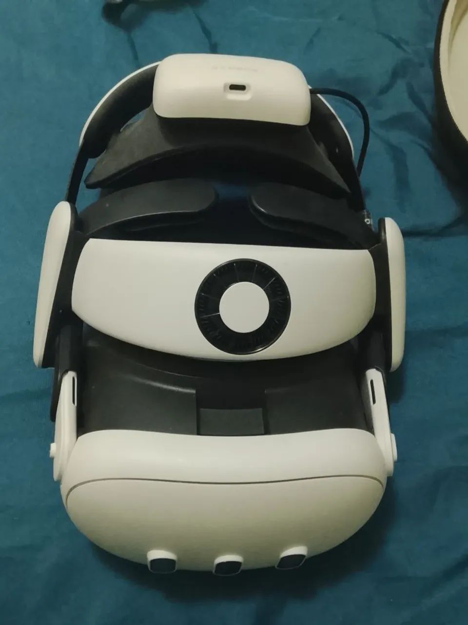 Meta quest 3, único dono, case, bateria extra e headset incluso