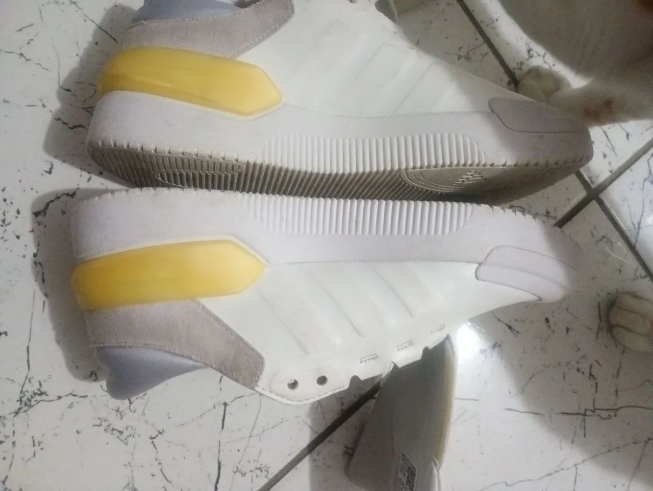 Tênis Adidas 39 - Calçados Esportivos - Jabaquara, São Paulo