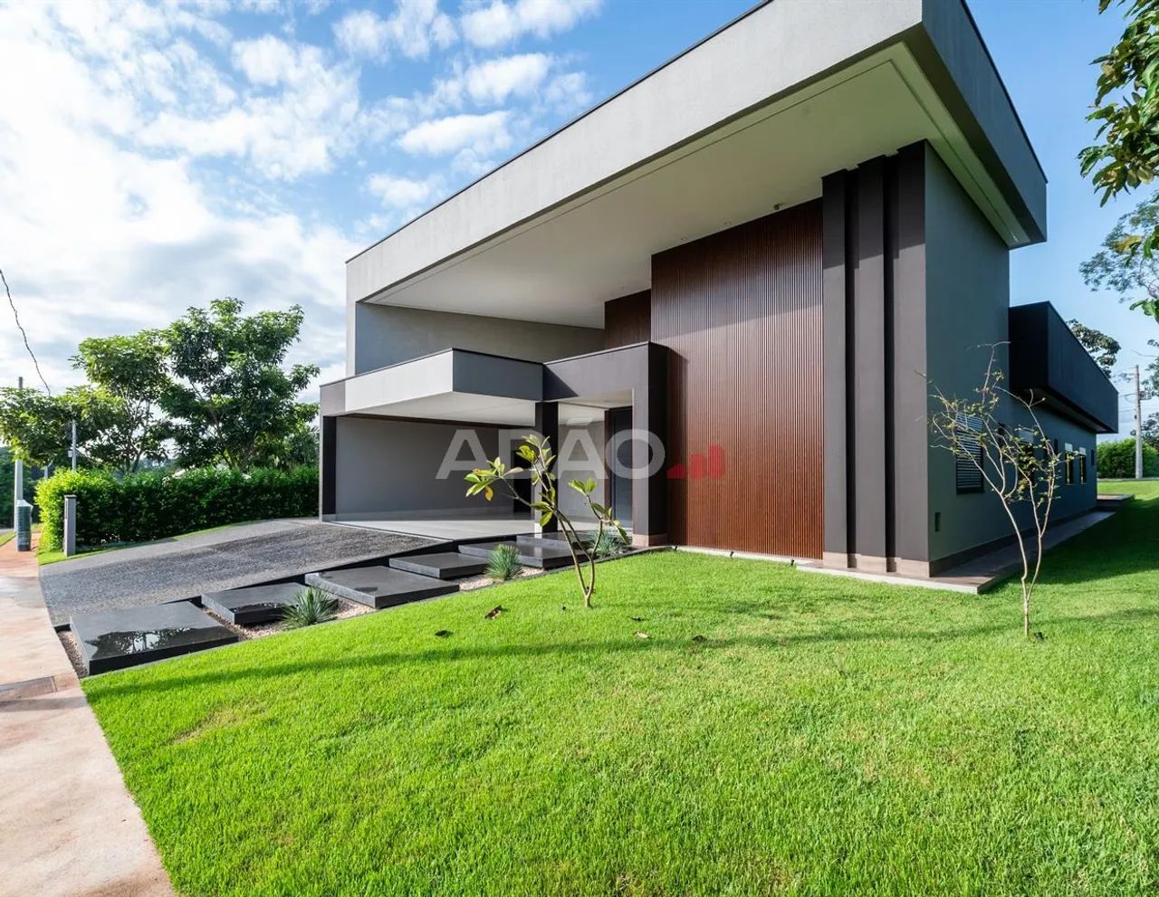 Casa térrea com 4 suítes em condomínio fechado - Foto 2
