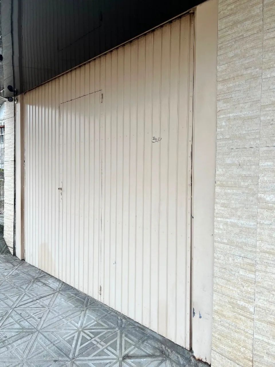 Vende-se Portão de elevação  - Foto 3