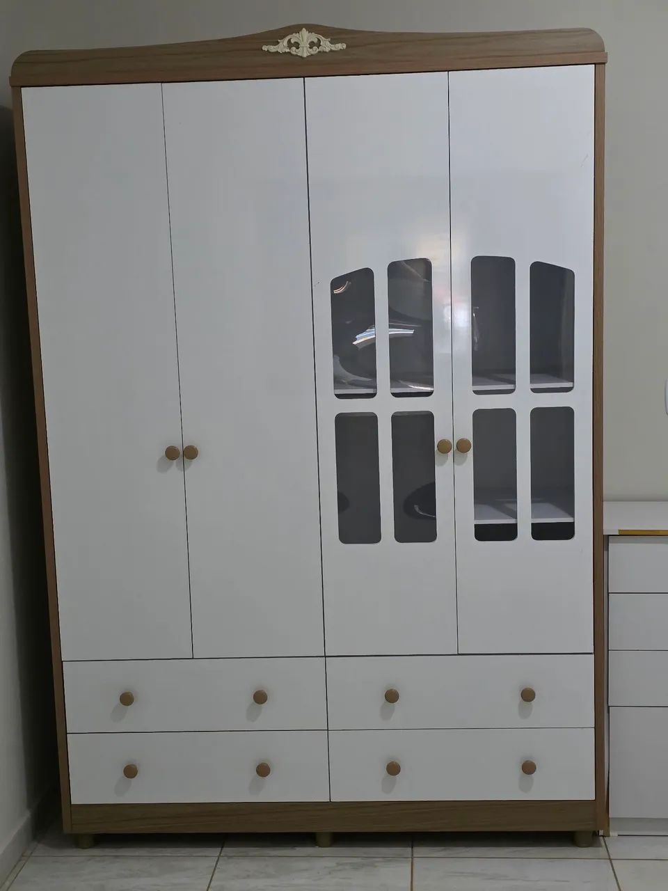 Guarda Roupa (Praticamente Novo)