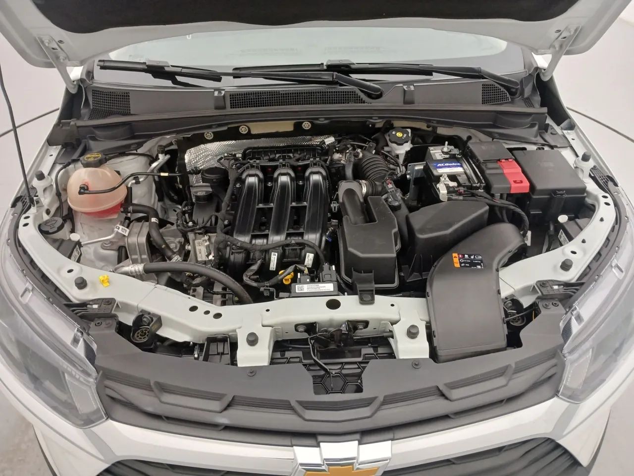 Chevrolet Onix Activ 1.4 8V Flex Aut. 4P, foto 10 de 18